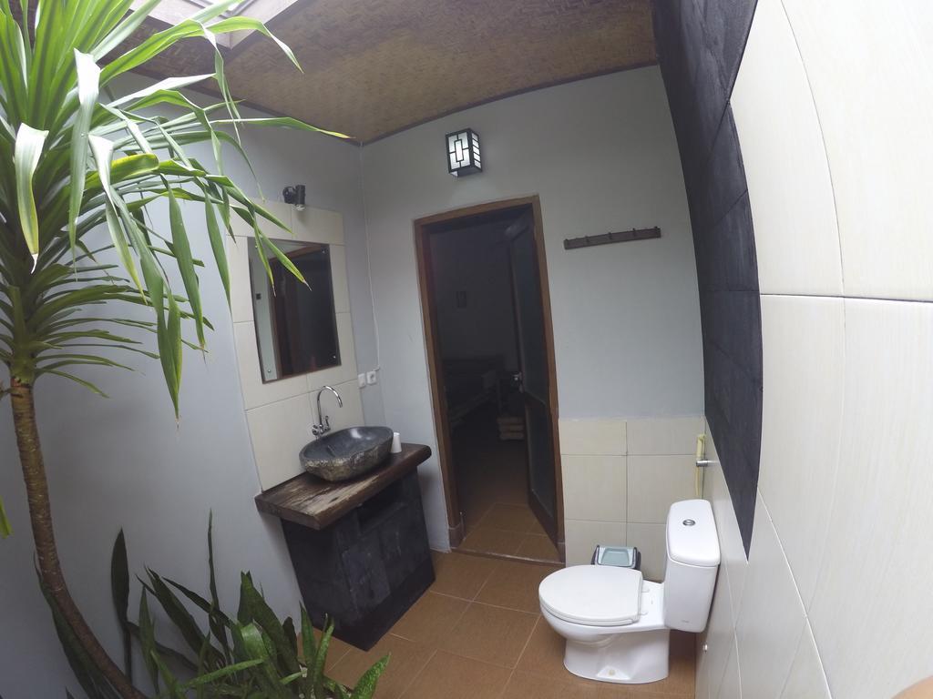 Alexyane Paradise Bungalow กีลีตราวางัน ภายนอก รูปภาพ