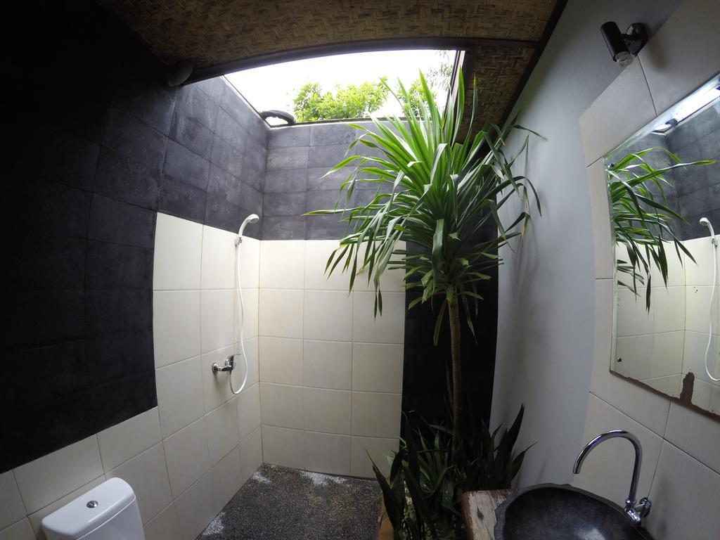 Alexyane Paradise Bungalow กีลีตราวางัน ภายนอก รูปภาพ