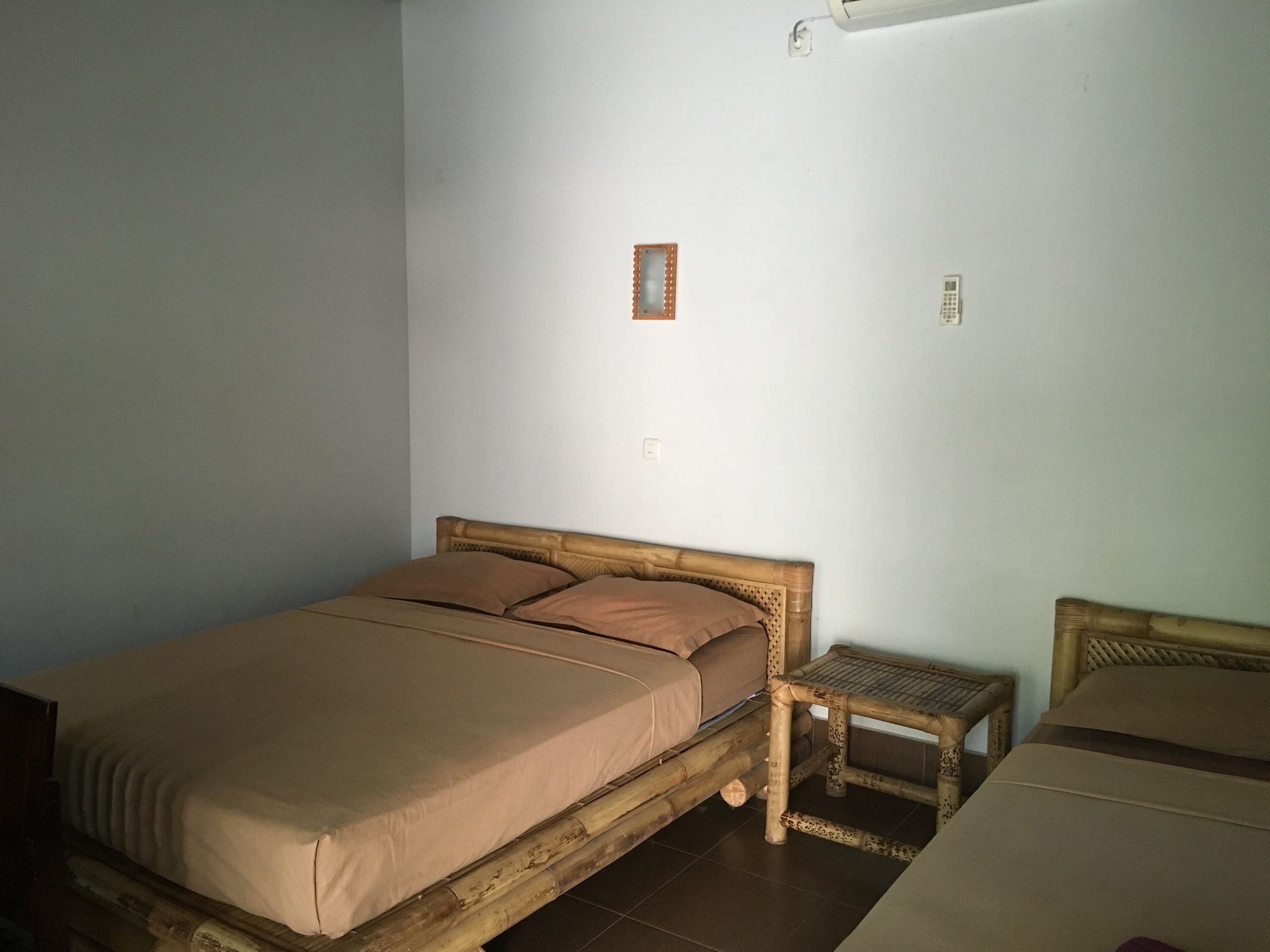 Alexyane Paradise Bungalow กีลีตราวางัน ภายนอก รูปภาพ