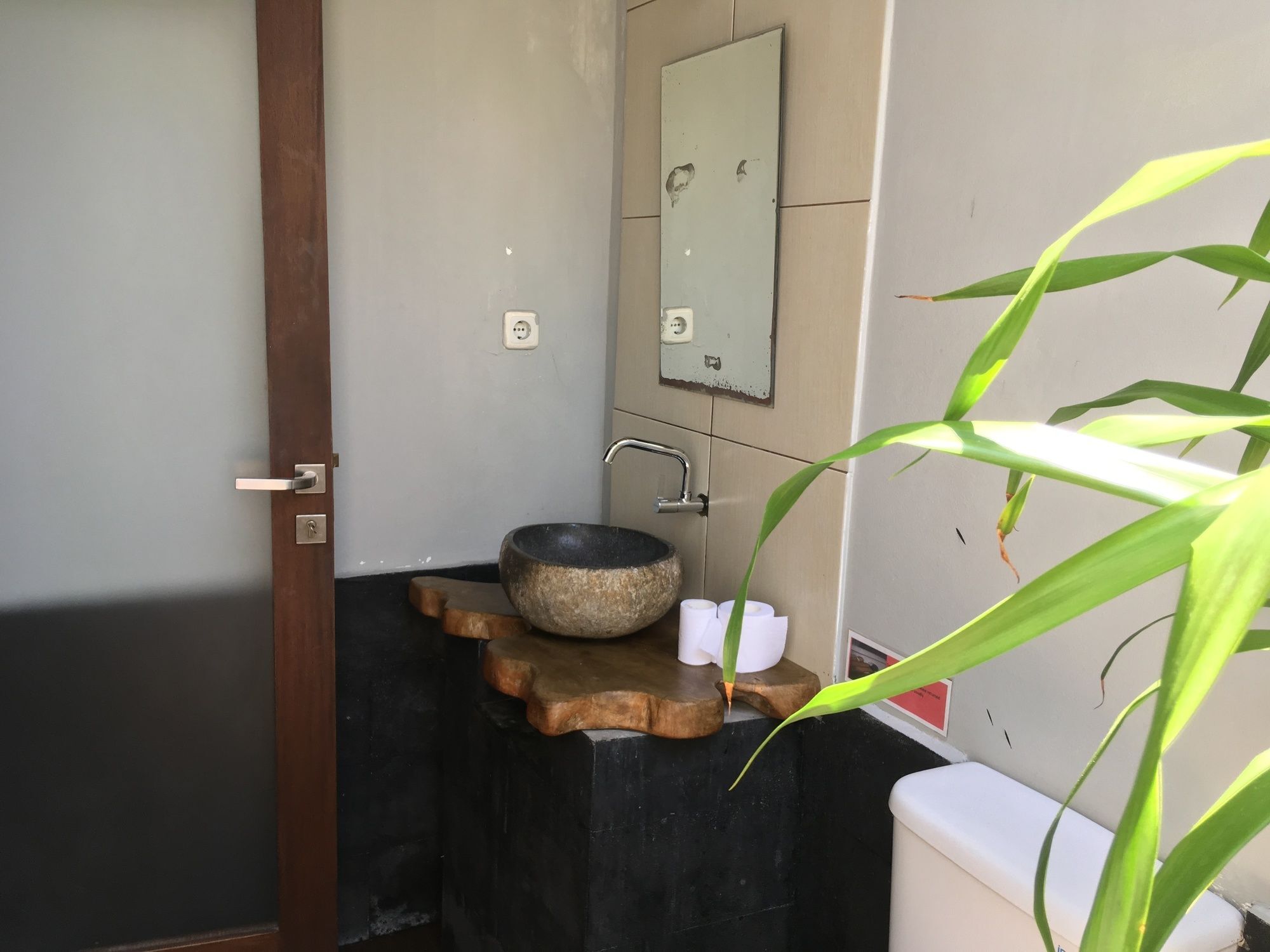 Alexyane Paradise Bungalow กีลีตราวางัน ภายนอก รูปภาพ